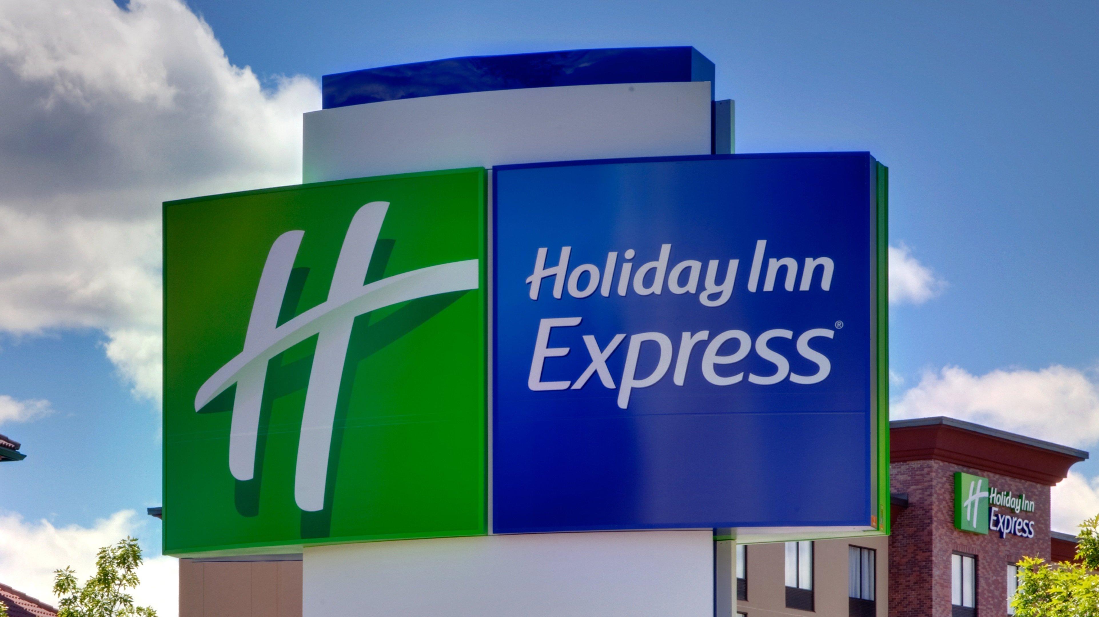 Holiday Inn Express & Suites Moncton By Ihg Экстерьер фото