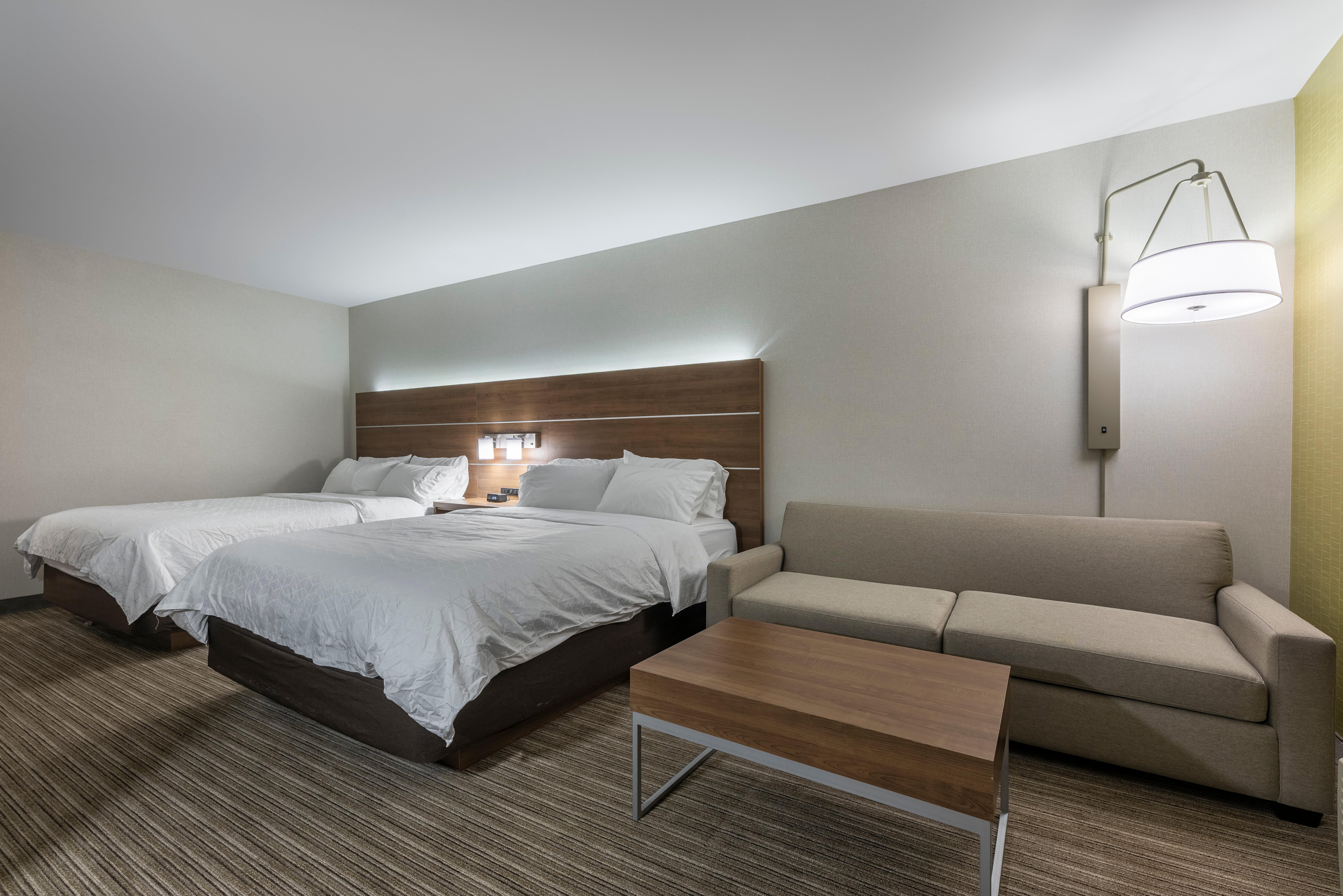 Holiday Inn Express & Suites Moncton By Ihg Экстерьер фото
